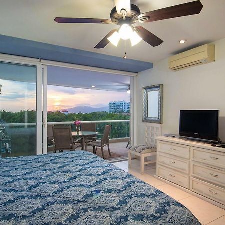 Breathtaking Villa Magna Beachfront Condo, 3 Bedrooms Sleeps 6 Nuevo Vallarta Exterior photo