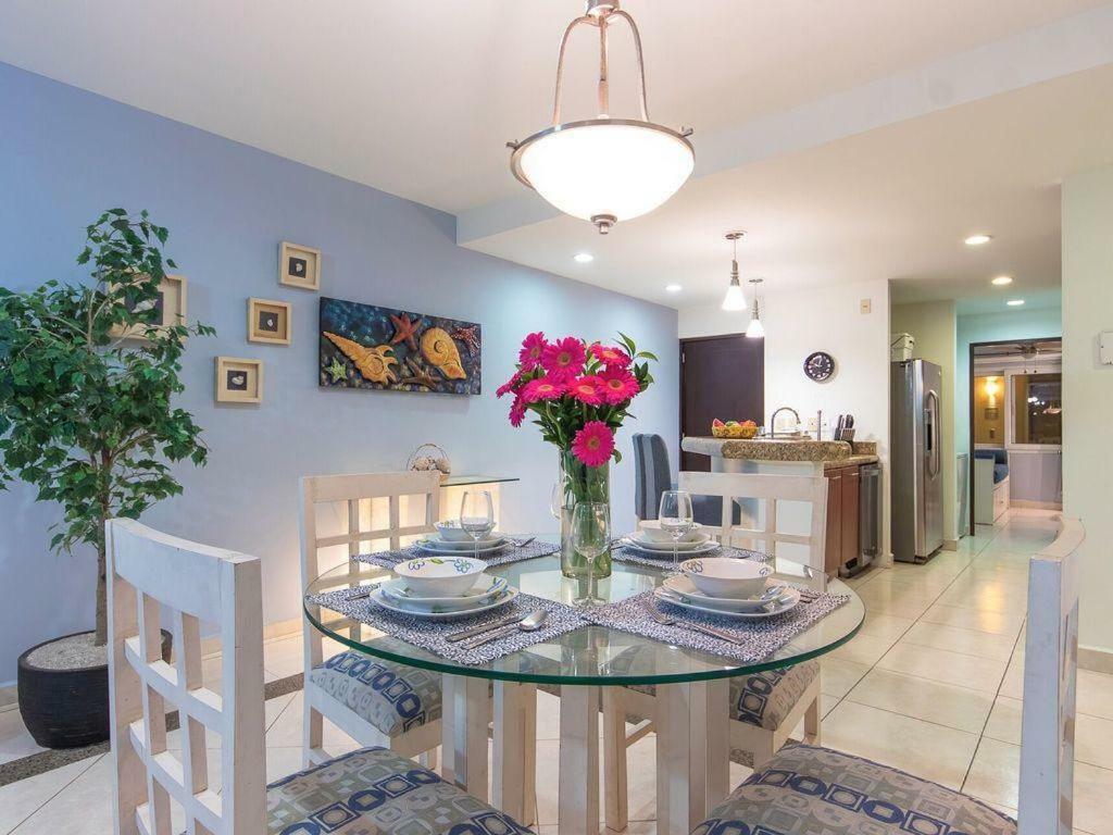 Breathtaking Villa Magna Beachfront Condo, 3 Bedrooms Sleeps 6 Nuevo Vallarta Exterior photo