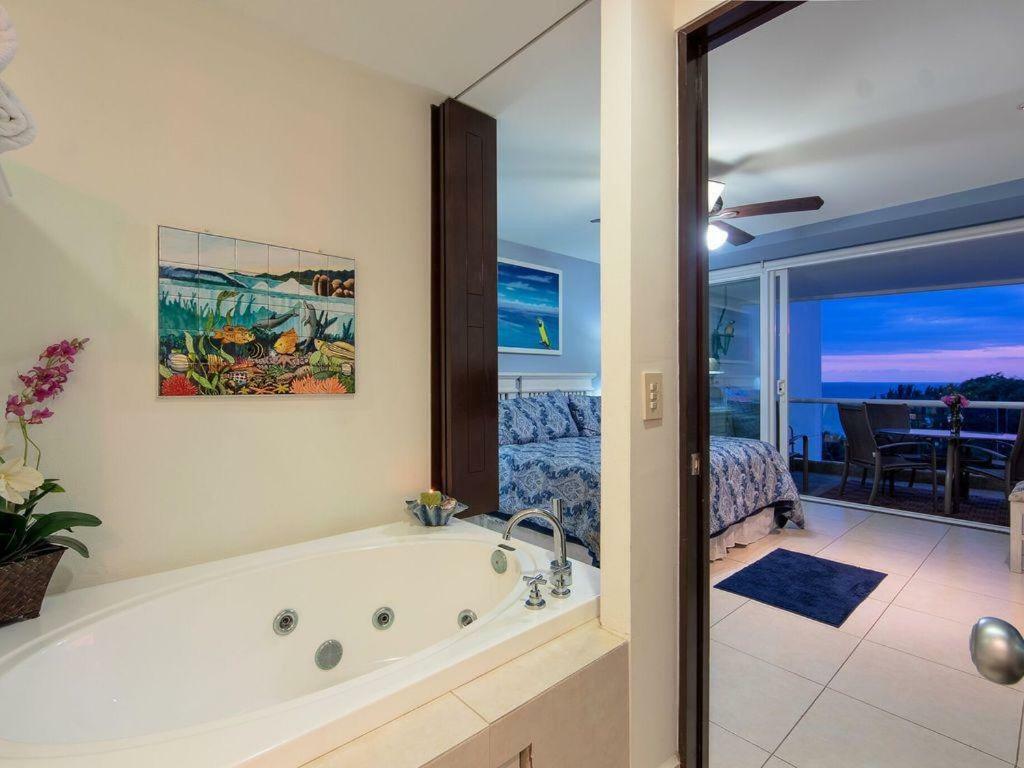 Breathtaking Villa Magna Beachfront Condo, 3 Bedrooms Sleeps 6 Nuevo Vallarta Exterior photo